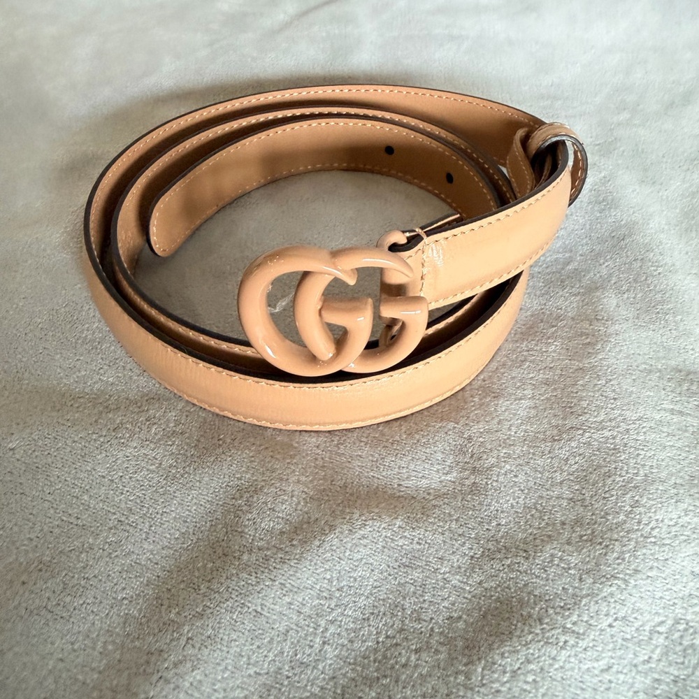 Gucci Beige Double G Logo Leather Belt